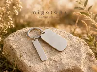 Metal keyring with pendant — photo 1